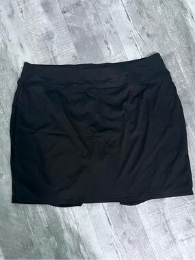 Classic Black Women's Skort Pockets In Shorts